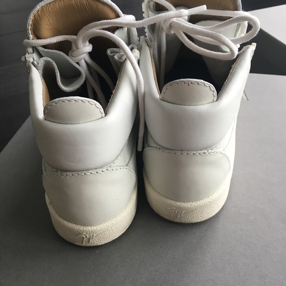 Authentic Giuseppe Zanotti Women's White High Top Sneakers Size 36.5 - Picture 3 of 5